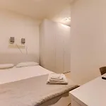 Appartement Centro Storico - 3 - 2 Bagni E Free Wi-fi Modena